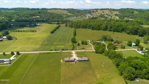 2384 Valley Home Rd, Talbott, TN 37877 photo 10