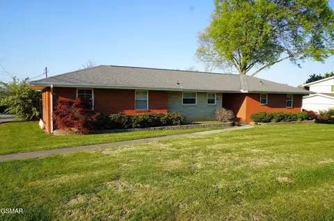 418 Buckingham Dr, Jefferson City, TN 37760