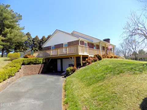 1424 Scenic Dr, New Market, TN 37820