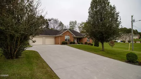 829 Windstone Dr, Jefferson City, TN 37760