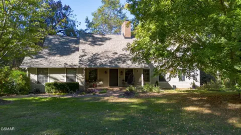 2066 Ridgewood Dr, Jefferson City, TN 37760