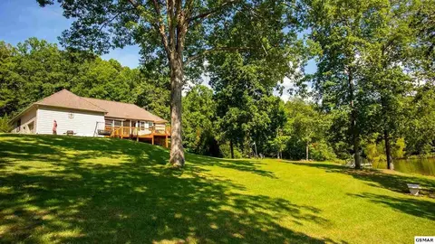 7735 Byron Dr, Talbott, TN 37877 photo 2
