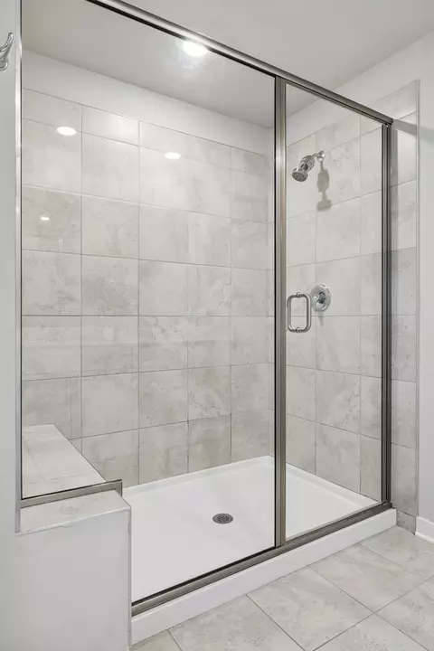 Bath - 280 Casper Dr, Spring Hill, TN 37174 photo 5 of 6