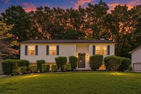 5974 Westmere Dr, Knoxville, TN 37909