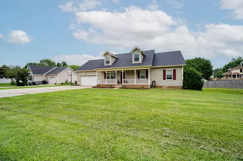 Exterior - 1306 Cason Trl, Murfreesboro, TN 37128 photo 5 of 11