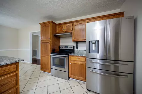 Kitchen - 1306 Cason Trl, Murfreesboro, TN 37128 photo 7 of 8