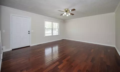 Living - 1306 Cason Trl, Murfreesboro, TN 37128 photo 5 of 5