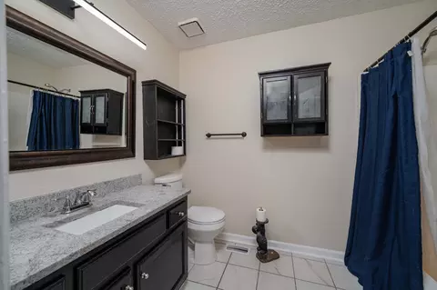 Bath - 1306 Cason Trl, Murfreesboro, TN 37128 photo 1 of 2
