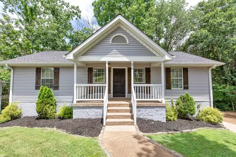 516 Ashlawn Cir, Nashville, TN 37211