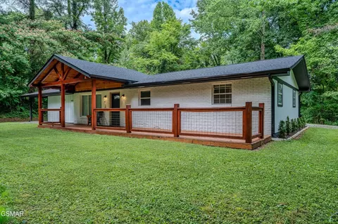 2349 Scenic Loop Rd, Pigeon Forge, TN 37863