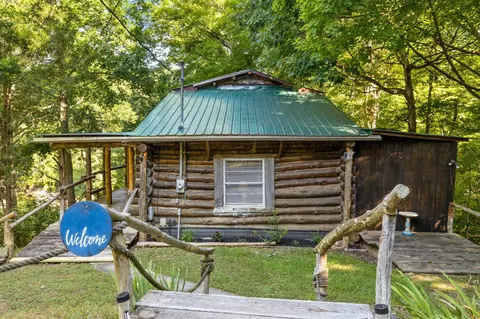 3530 Needles Way, Sevierville, TN 37876