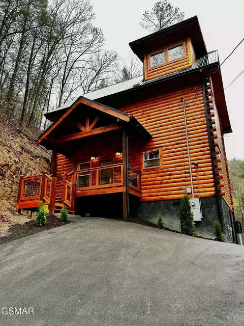 2382 Headrick Lead, Sevierville, TN 37862
