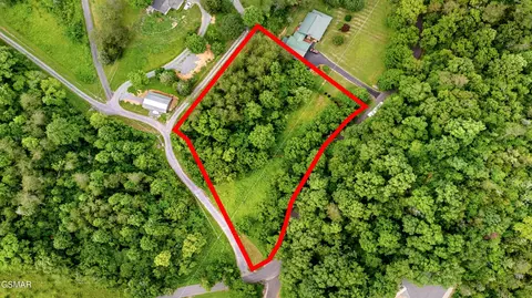 8 Mccarter Hollow Rd, Sevierville, TN 37876