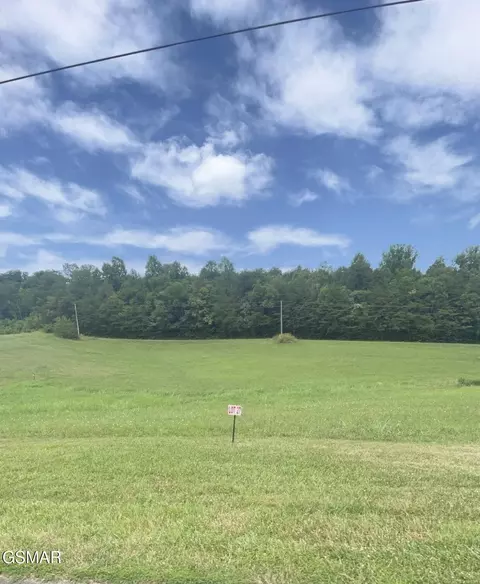 27 Tranquility Ridge Dr, Newport, TN 37821