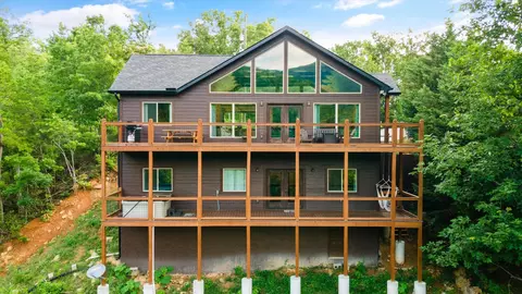 1631 Mountain Dreams Way, Pigeon Forge, TN 37862