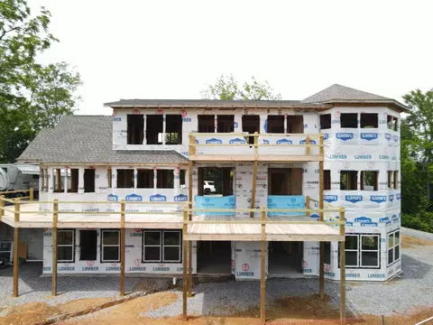 1113 Winding Dr, Sevierville, TN 37876