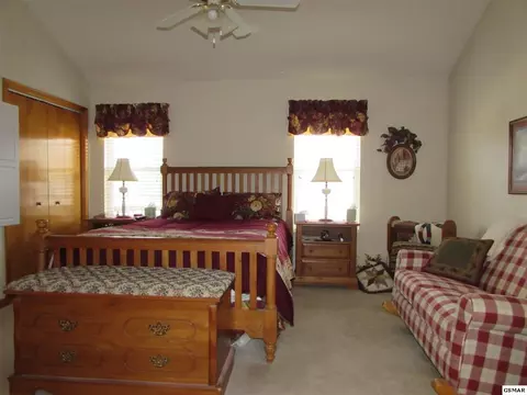 8121 W Pointe Dr, Talbott, TN 37877 photo 6