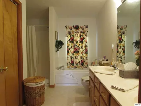 8121 W Pointe Dr, Talbott, TN 37877 photo 7