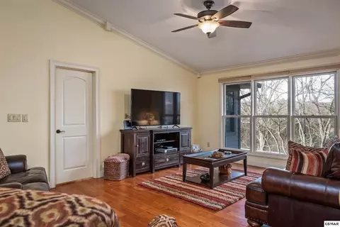 1024 Pullen Rd, Sevierville, TN 37862 photo 19