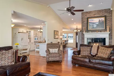 1024 Pullen Rd, Sevierville, TN 37862 photo 16