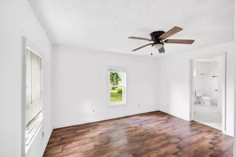 Bedroom - 5904 Highway 76e E, Springfield, TN 37172 photo 1 of 6