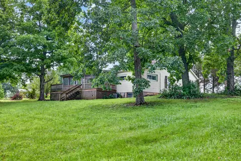 Exterior - 5904 Highway 76e E, Springfield, TN 37172 photo 15 of 21