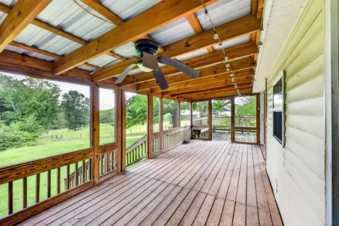 Exterior - 5904 Highway 76e E, Springfield, TN 37172 photo 6 of 21