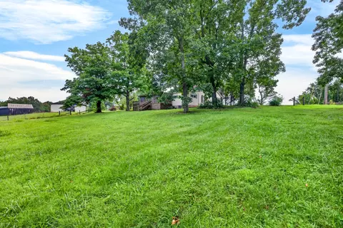 Exterior - 5904 Highway 76e E, Springfield, TN 37172 photo 16 of 21