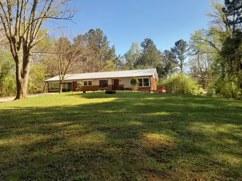 364 Cherokee Trl, Copperhill, TN 37317