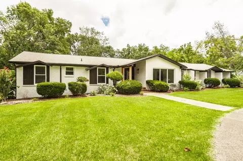 205 Bluegrass Dr, Hendersonville, TN 37075