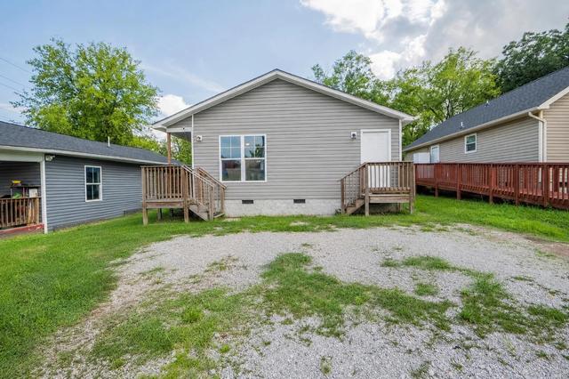 2110 E 18th St, Chattanooga, TN 37404