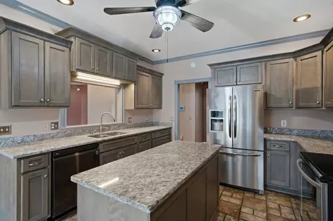 Kitchen - 104 Clearview Ct, Springfield, TN 37172 photo 1 of 1