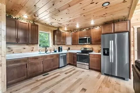 4428 Stackstone Rd, Sevierville, TN 37862 photo 9