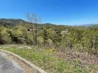 27 Grouse Ridge Ln, Sevierville, TN 37862