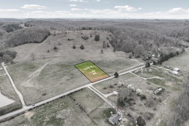 5 N Nopone Valley Rd, Decatur, TN 37322