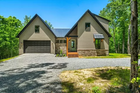 597 Goins Hill Rd, Ten Mile, TN 37880