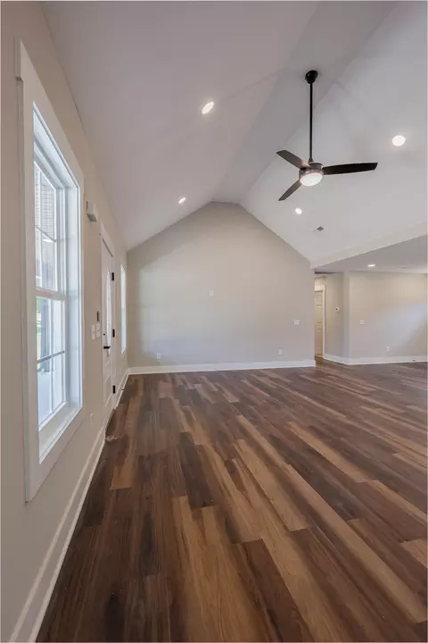 502 Hennessee Ave, Morrison, TN 37357 photo 7