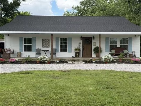 5331 Deer Lick Rd, Lewisburg, KY 42256