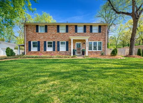 4824 Briarwood Dr, Nashville, TN 37211