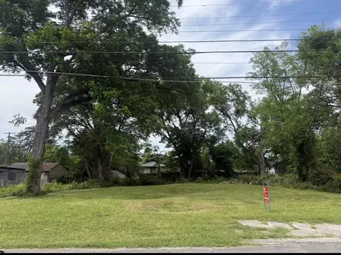 527 W Gordon Ave, Rossville, GA 30741