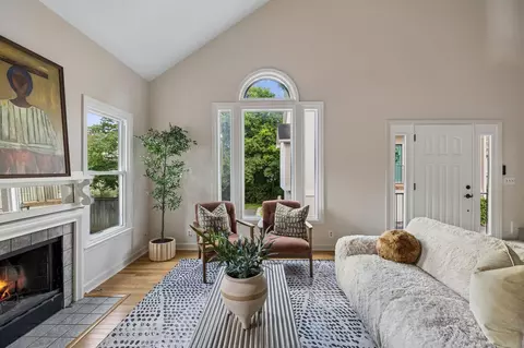 101 Bonnie Briar Ln, Nashville, TN 37212