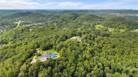 730 Valhalla Ln, Brentwood, TN 37027