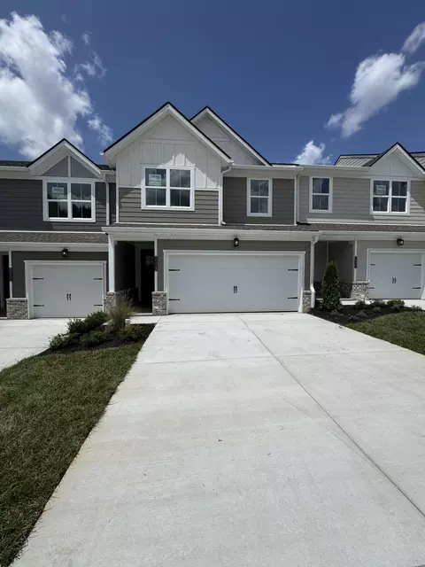 2319 Juneau Ln, Columbia, TN 38401