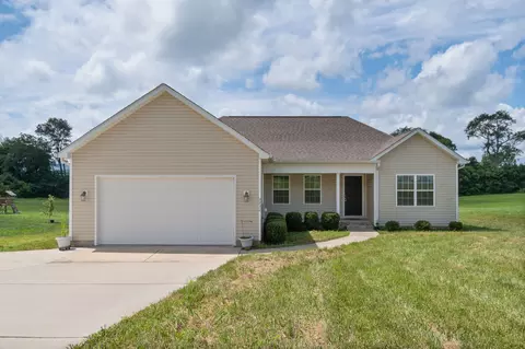 3232 Owl Hollow Rd, Belvidere, TN 37306
