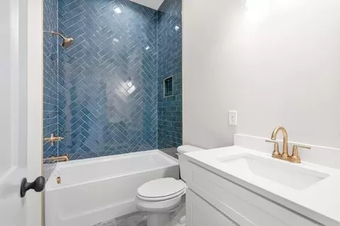 Bath - 200 Dement Rd, Normandy, TN 37360 photo 3 of 3