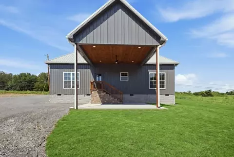 Exterior - 200 Dement Rd, Normandy, TN 37360 photo 5 of 5