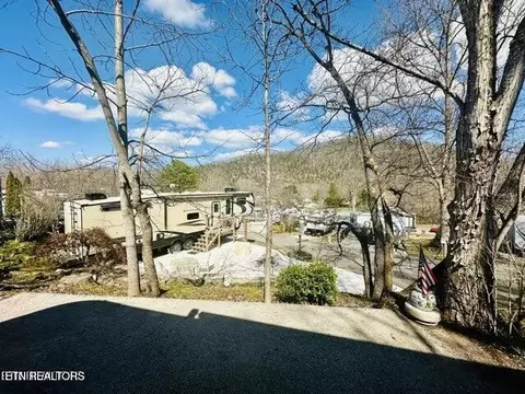 36 Highway 73, Townsend, TN 37882