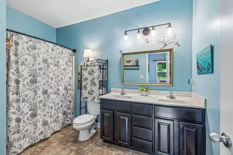 Bath - 6038 Chickadee Cir, Spring Hill, TN 37174 photo 1 of 1