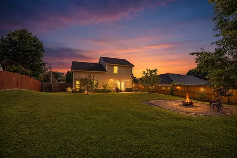 Exterior - 6038 Chickadee Cir, Spring Hill, TN 37174 photo 2 of 9