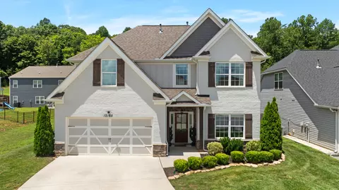 12185 Woodhollow Ln, Knoxville, TN 37932